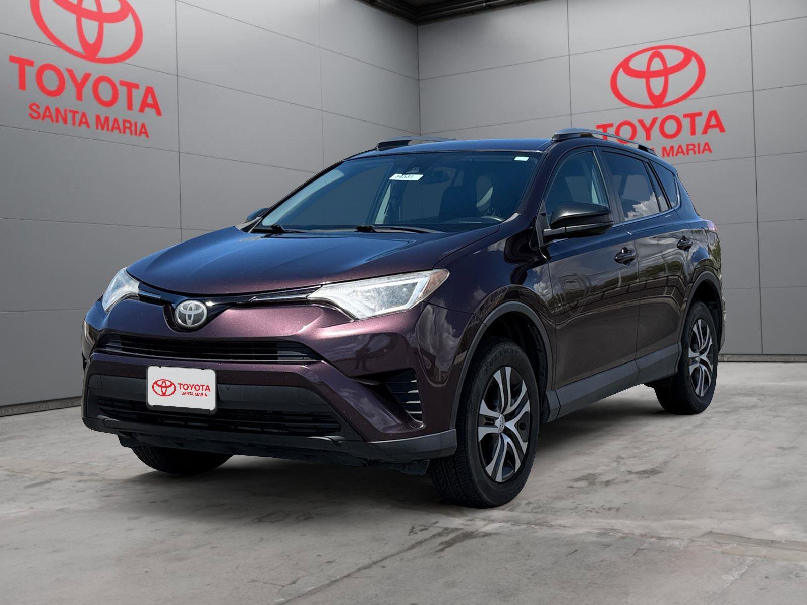Used 2017 Toyota RAV4 LE w/ Carpet Mat Package FWD image 9