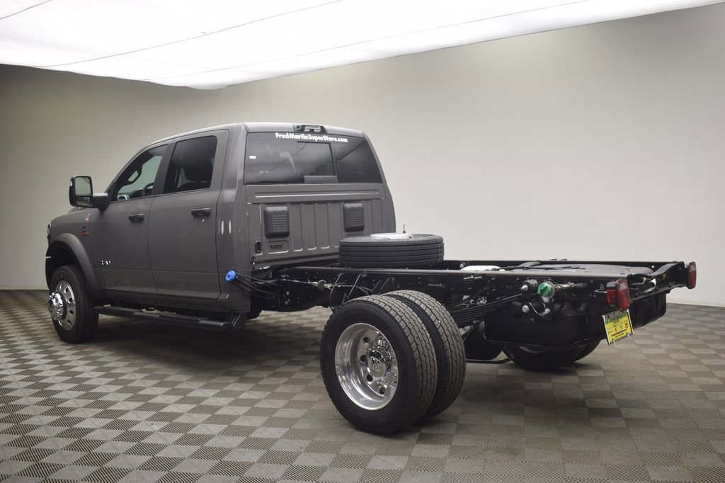 New 2026 RAM 5500 Tradesman image 12