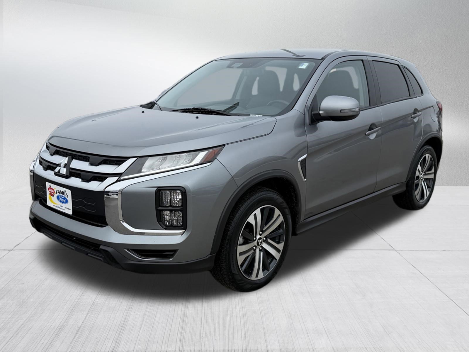 Used 2024 Mitsubishi Outlander Sport SE image 3