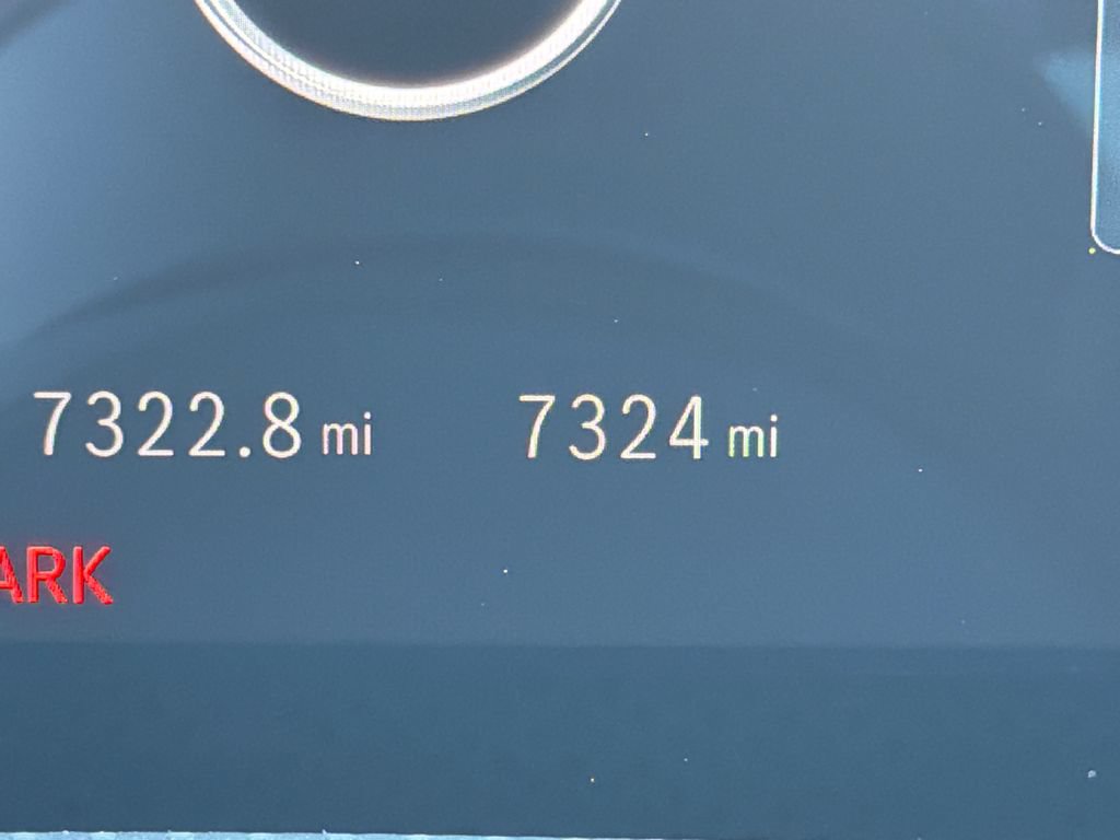 Used 2025 Mercedes-Benz CLA 35 AMG 4MATIC image 27