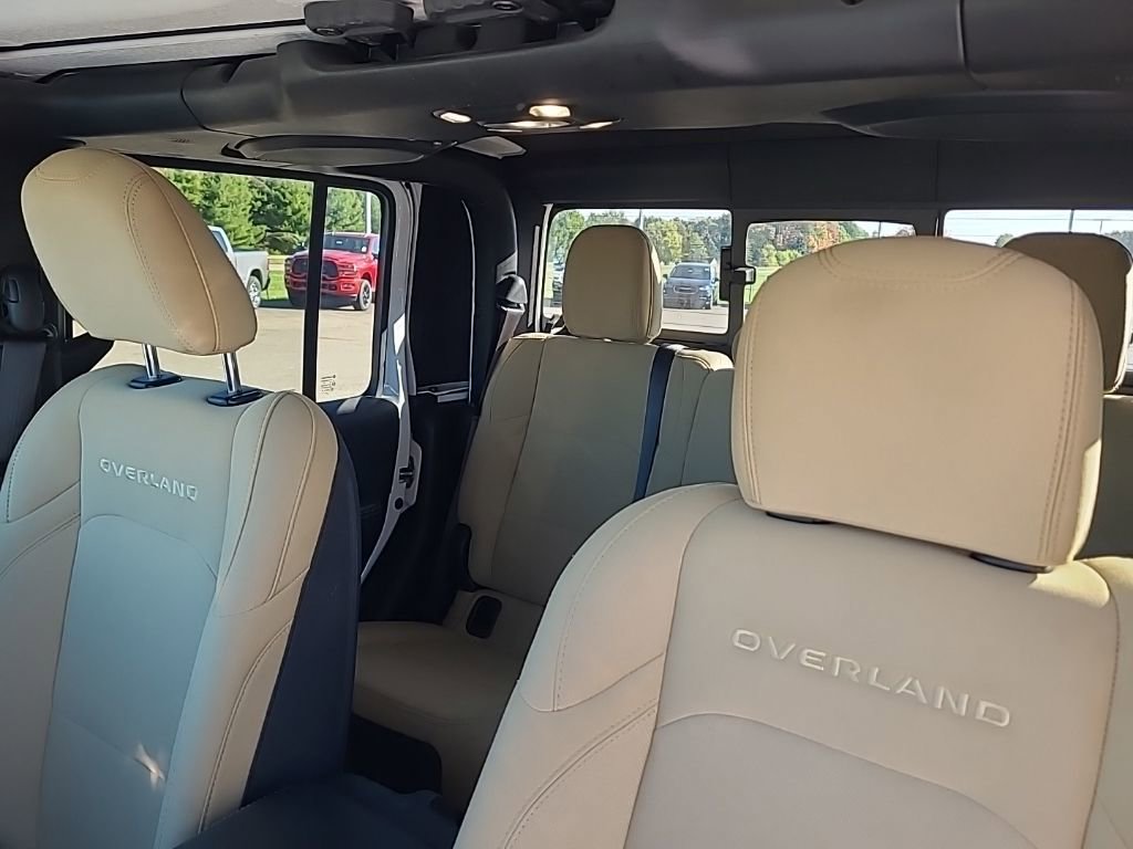 Used 2021 Jeep Gladiator Overland w/ LED Lighting Group image 12