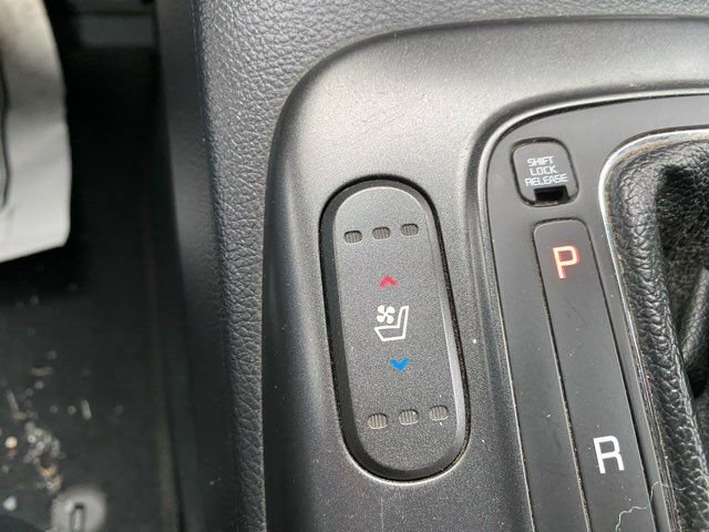 Used 2015 Kia Forte EX w/ Premium Package image 17