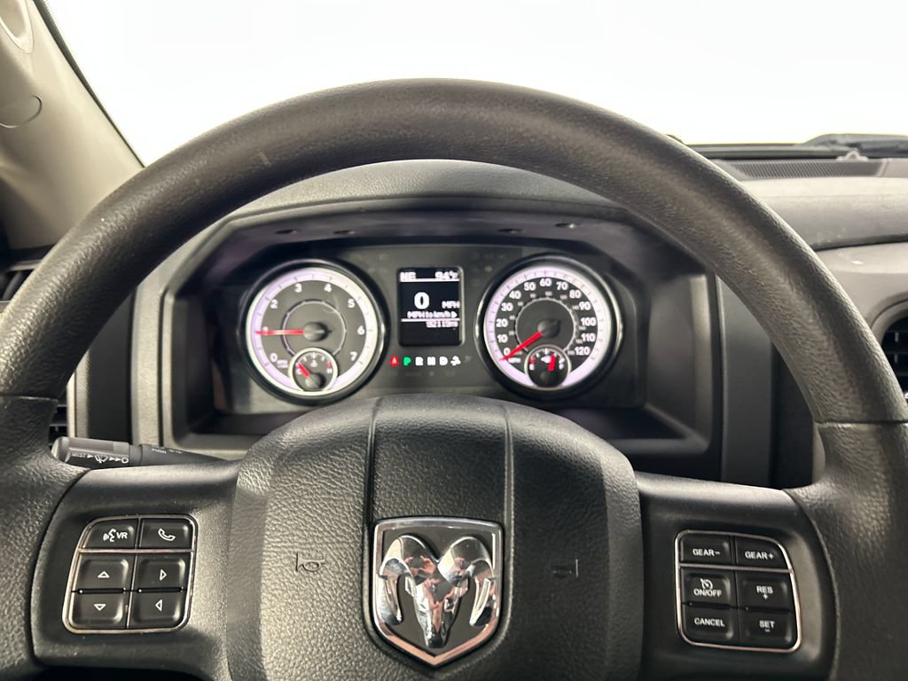 Used 2019 RAM 1500 Express AWD/4WD image 15