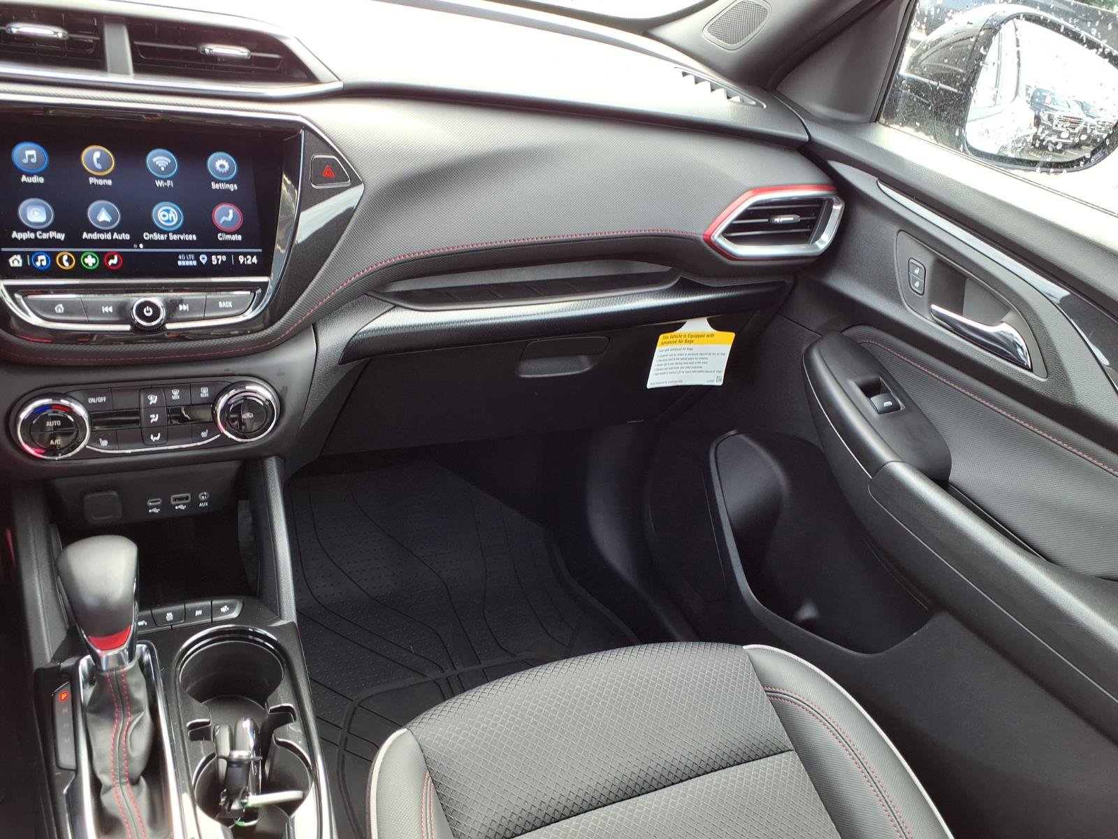 Used 2023 Chevrolet TrailBlazer RS w/ Convenience Package FWD image 4