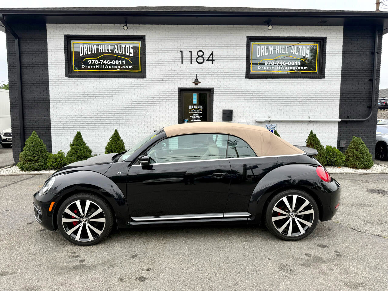 Used 2014 Volkswagen Beetle R-Line image 26