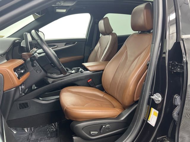 Certified 2023 Lincoln Nautilus Reserve w/ Monochromatic Package AWD/4WD image 18