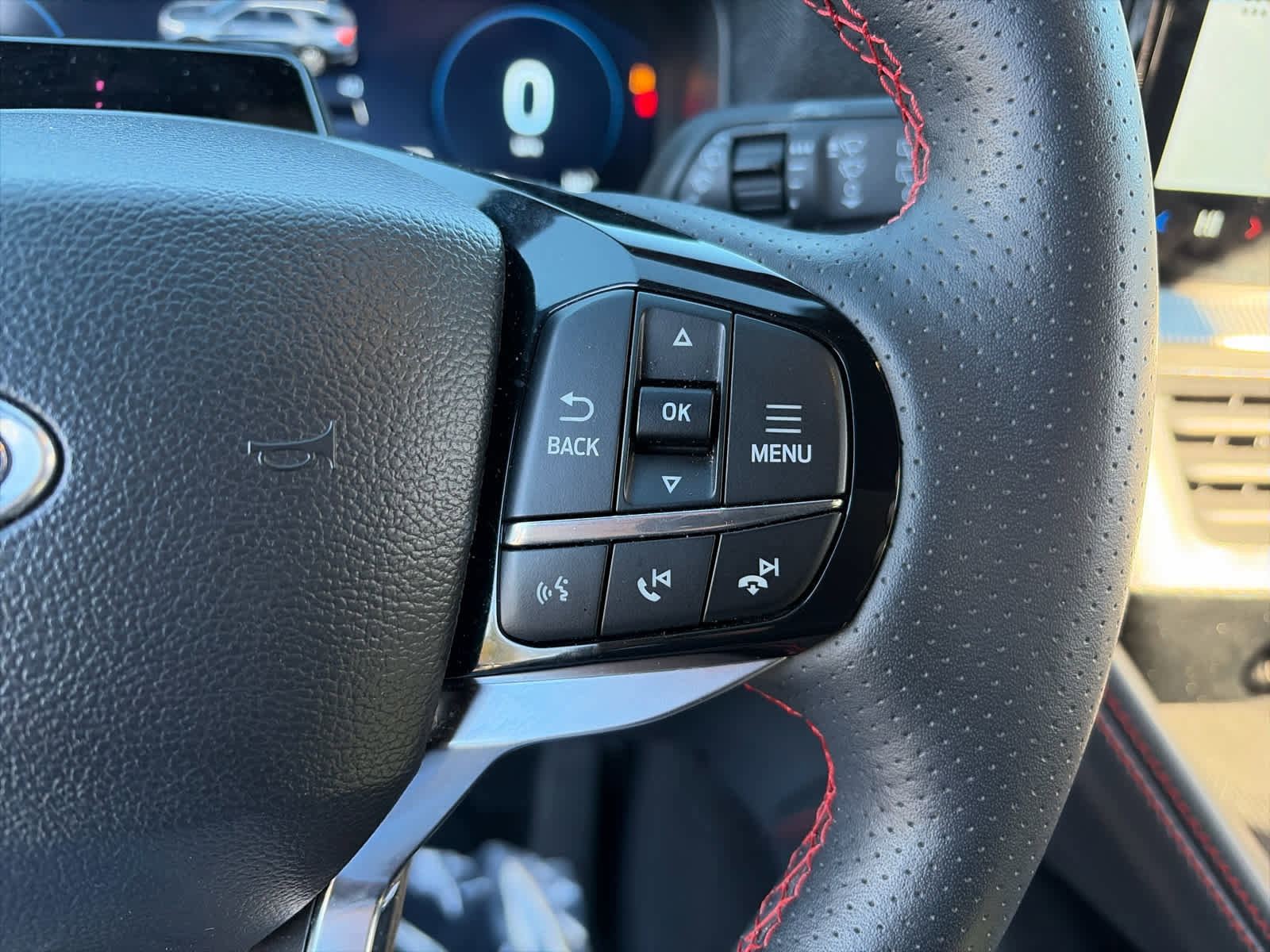 Used 2025 Ford Explorer ST-Line image 13