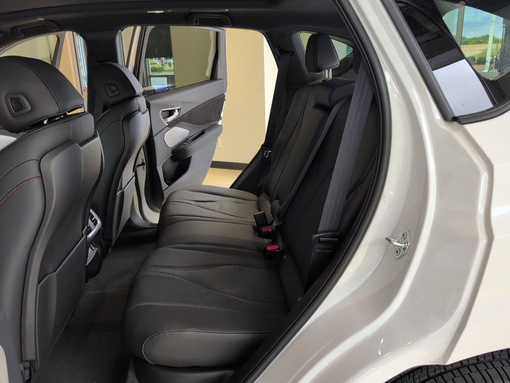 New 2025 Acura RDX AWD w/ A-Spec & Advance Pkg image 11