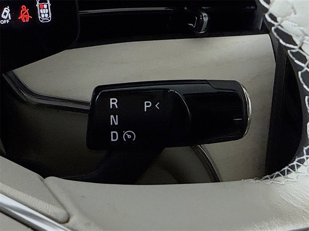 New 2025 Volvo EX90 Plus image 16