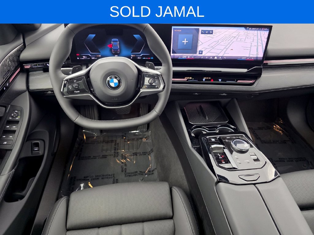 Certified 2024 BMW 530i w/ Premium Package RWD image 13