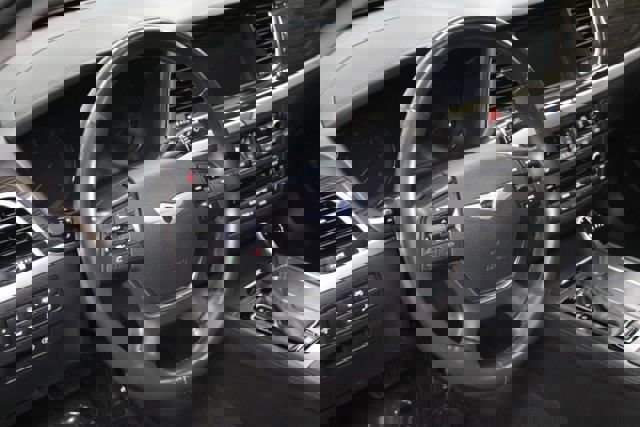 Used 2015 Hyundai Genesis 3.8 w/ Option Group 03 image 11