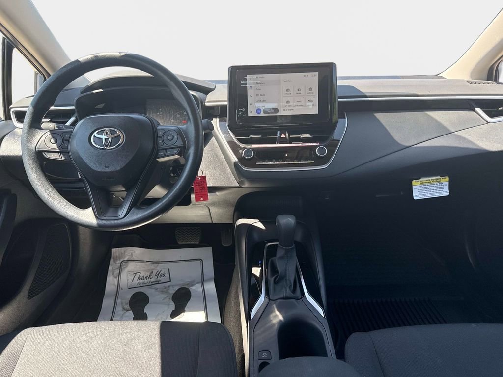 Used 2025 Toyota Corolla LE image 13