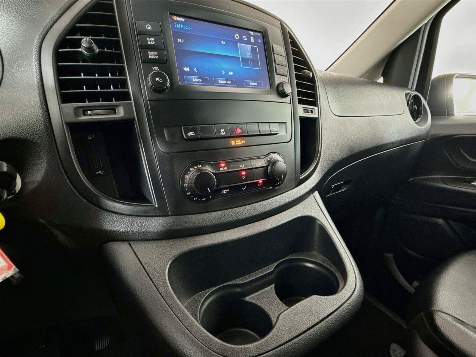 Used 2022 Mercedes-Benz Metris Passenger image 17