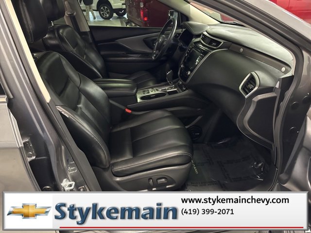 Used 2023 Nissan Murano SV image 17