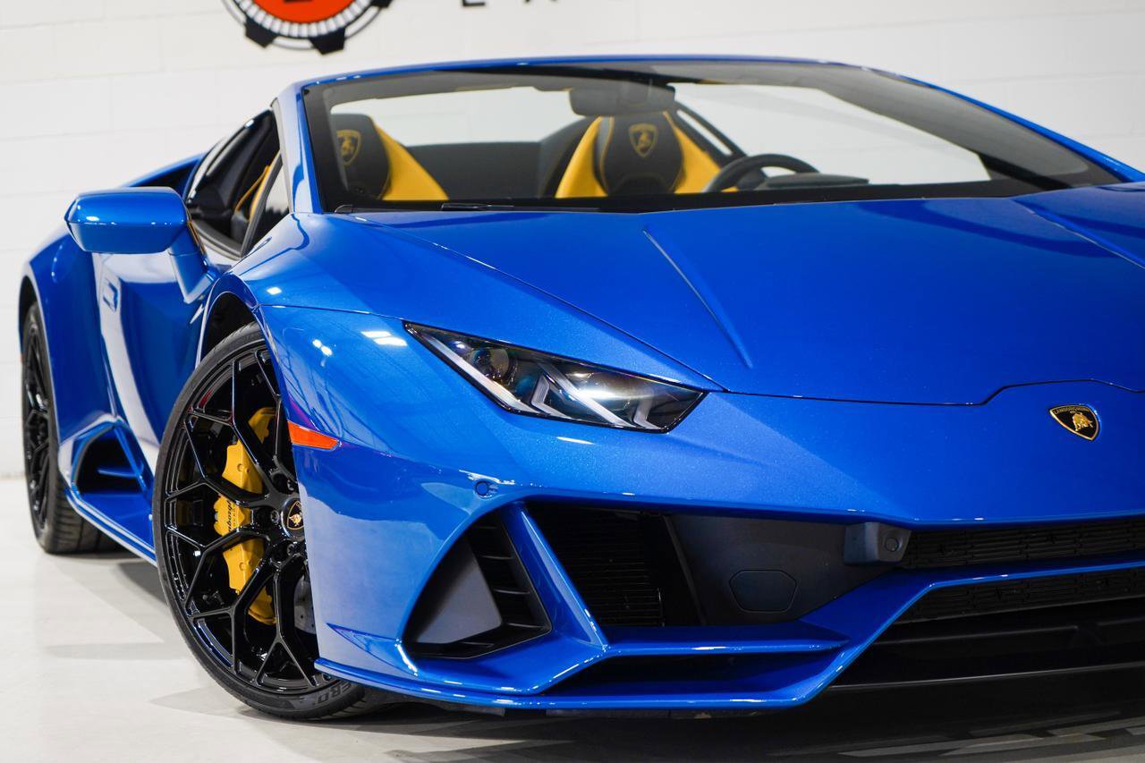 Used 2023 Lamborghini Huracan EVO image 26