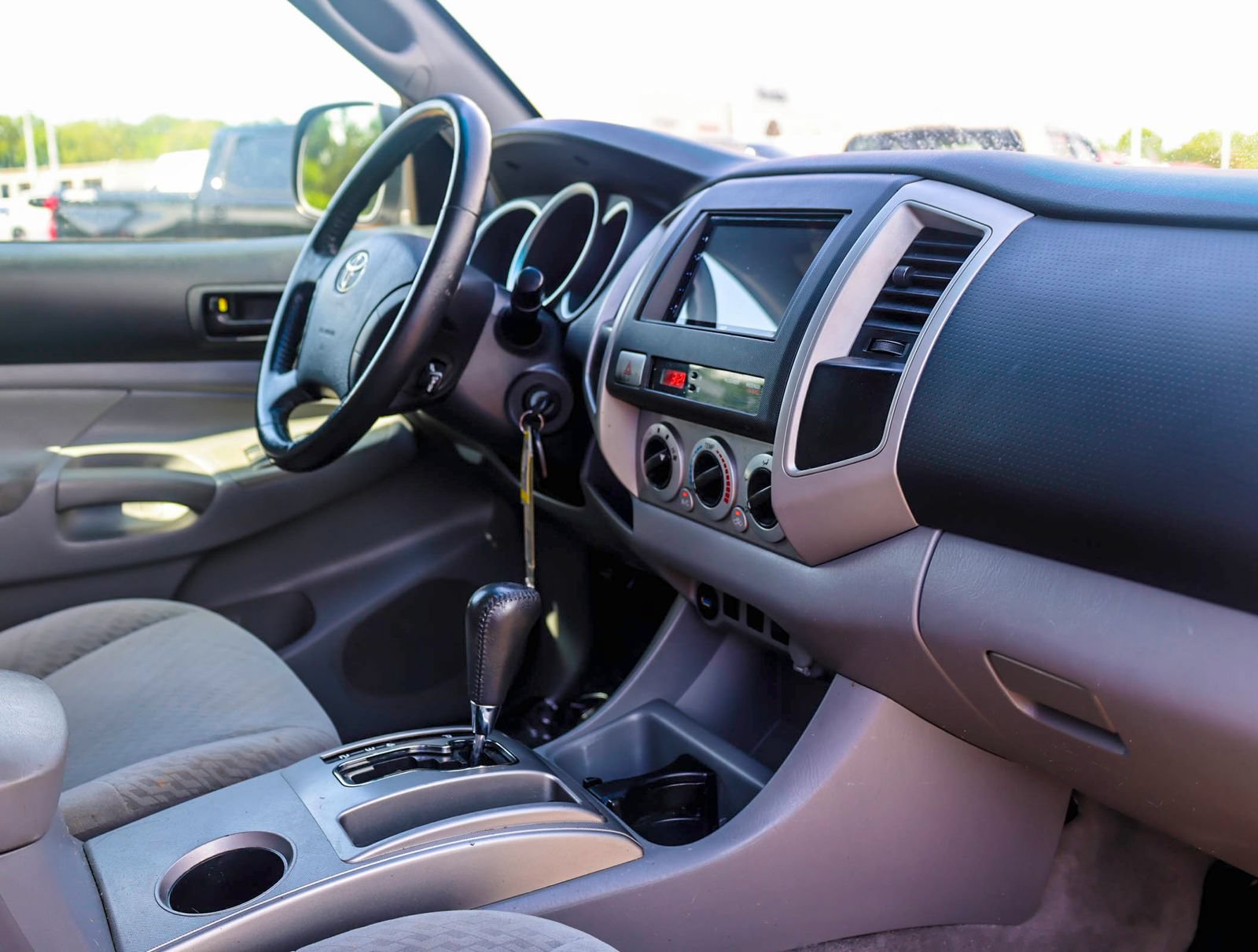 Used 2009 Toyota Tacoma PreRunner RWD image 12