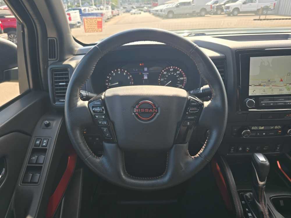 Used 2023 Nissan Frontier PRO-4X w/ Pro Convenience Package AWD/4WD image 11
