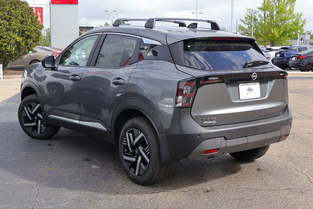 New 2026 Nissan Kicks SV w/ Charging Package FWD image 2