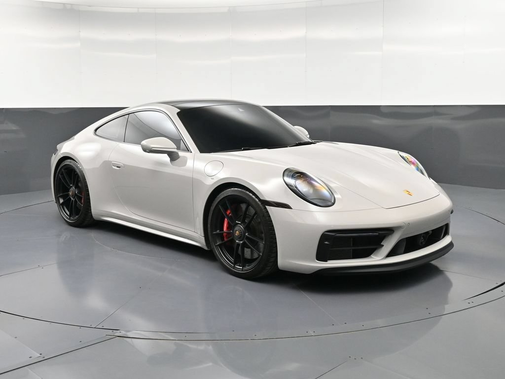 Certified 2024 Porsche 911 Carrera GTS RWD image 10