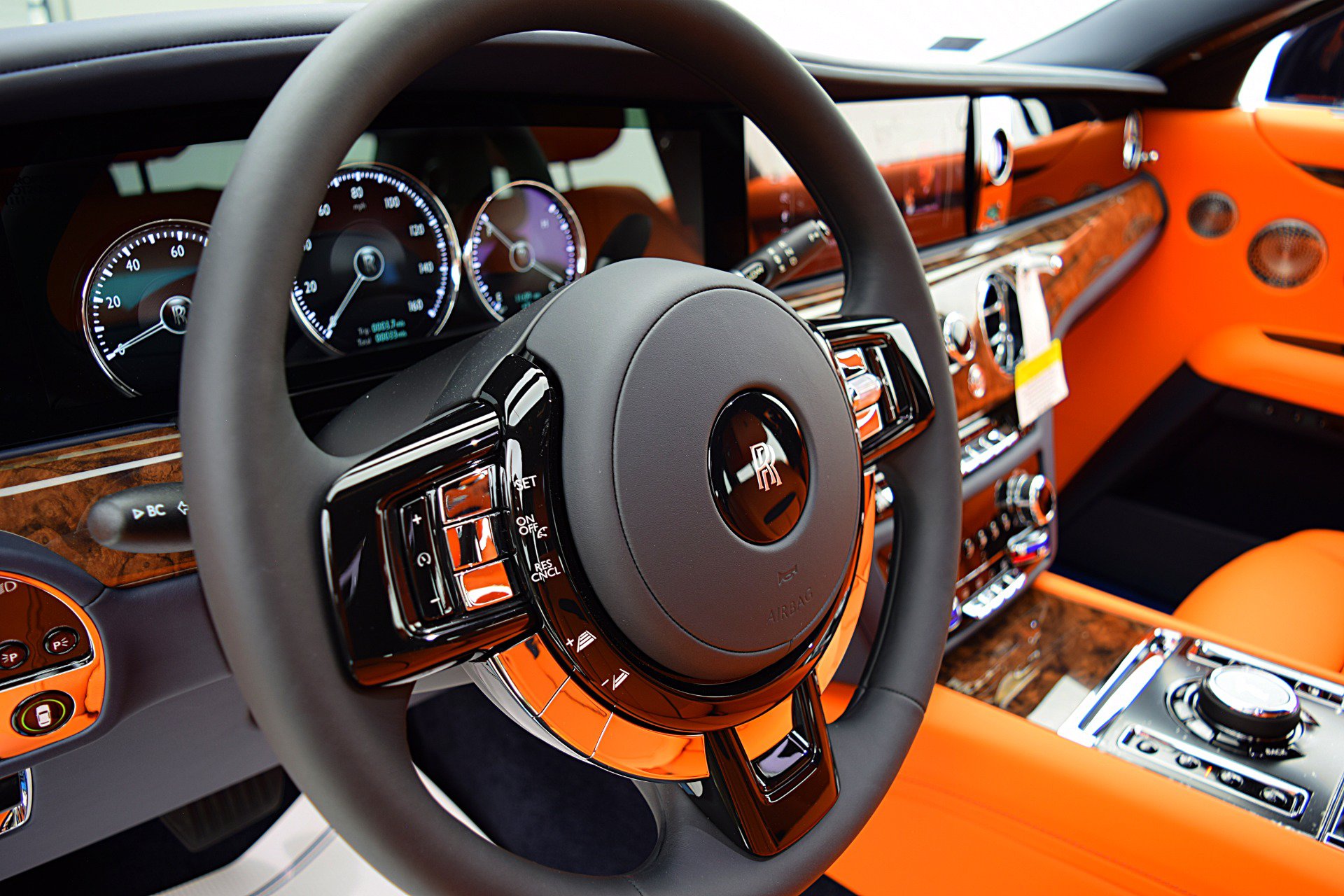 Used 2023 Rolls-Royce Ghost image 24