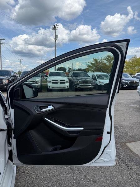 Used 2016 Ford Focus ST image 16