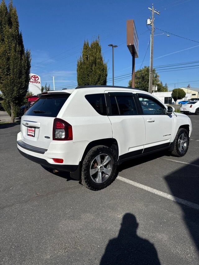 Used 2016 Jeep Compass 4WD image 5