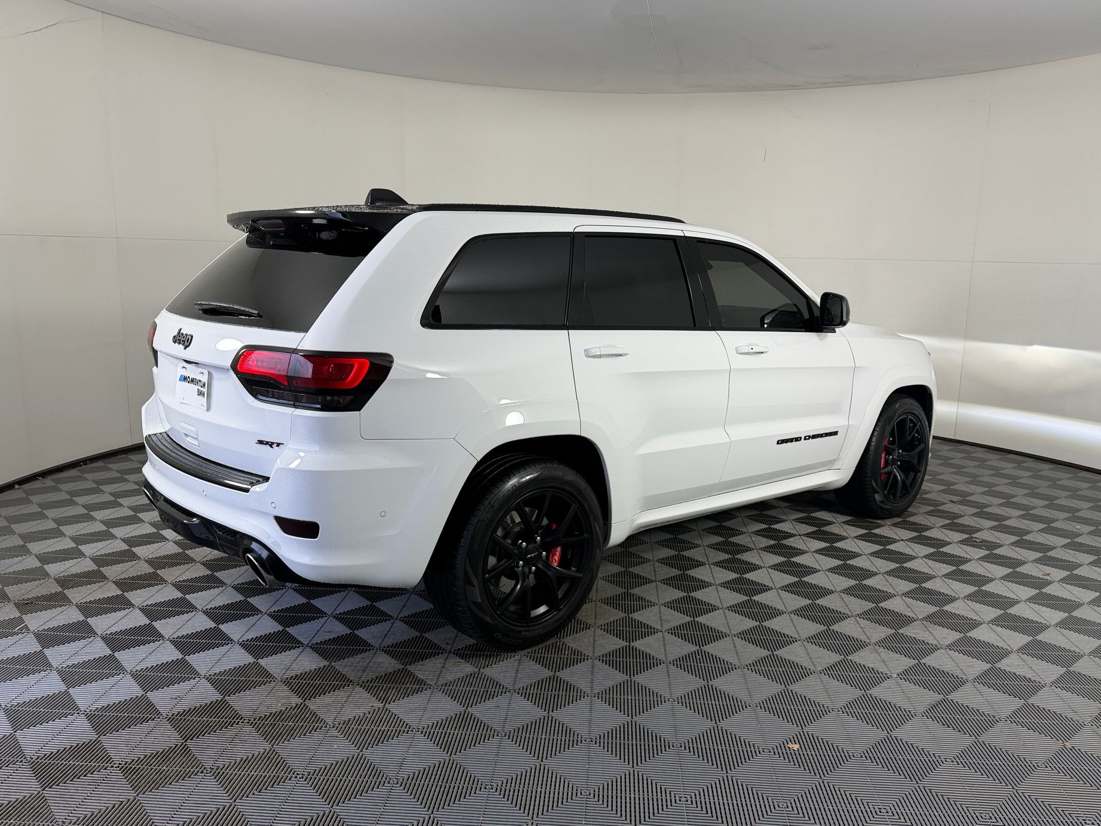 Used 2021 Jeep Grand Cherokee SRT w/ Trailer Tow Group IV AWD/4WD image 9