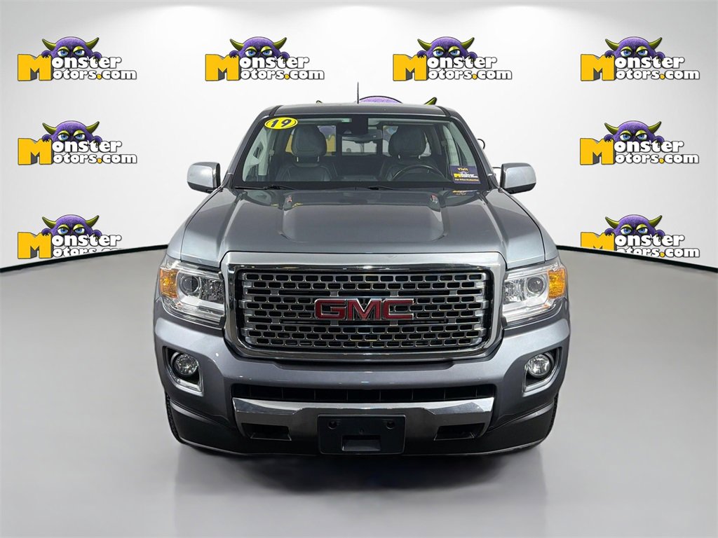 Used 2019 GMC Canyon Denali image 2