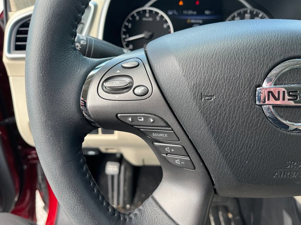 Used 2020 Nissan Murano SV FWD image 16
