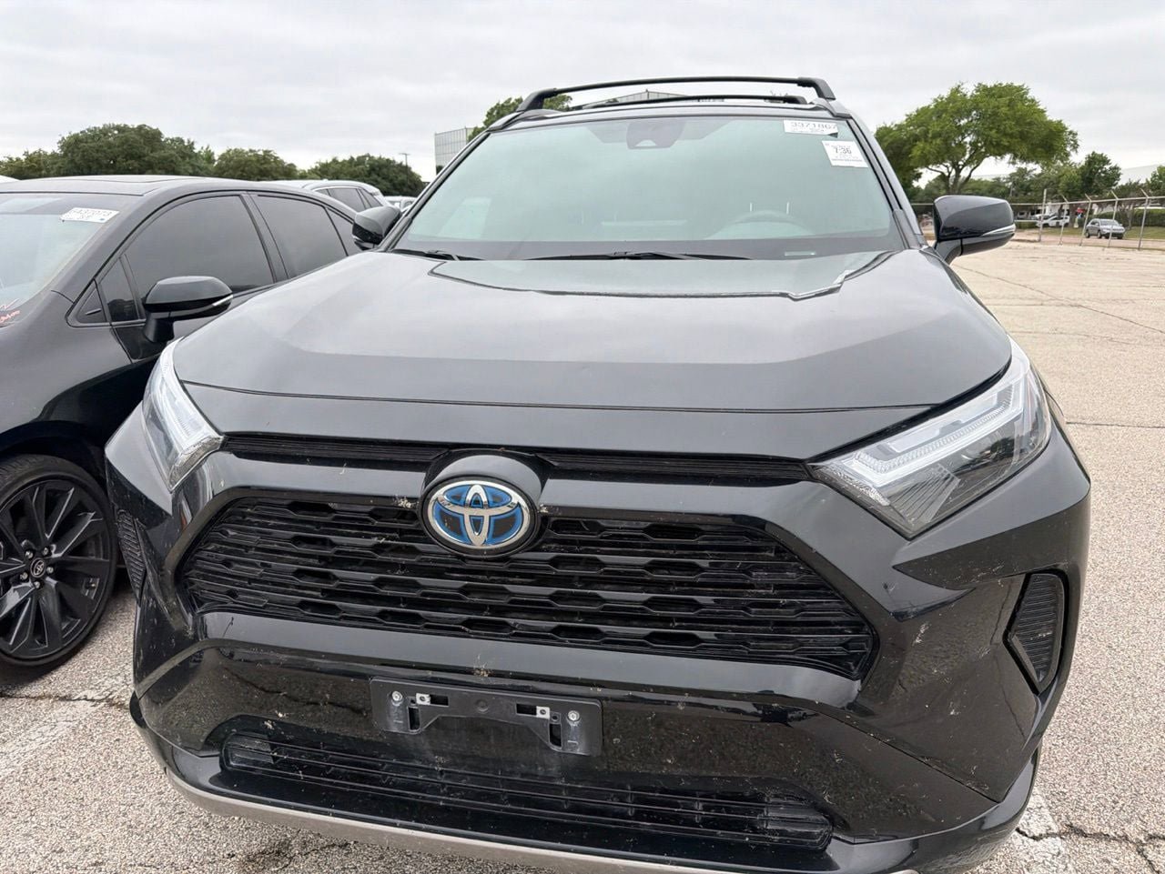 Used 2024 Toyota RAV4 SE AWD/4WD image 2