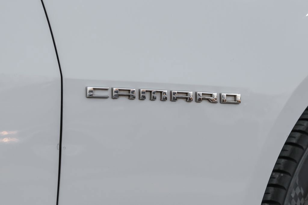 Used 2015 Chevrolet Camaro SS w/ Rear Vision Package image 42