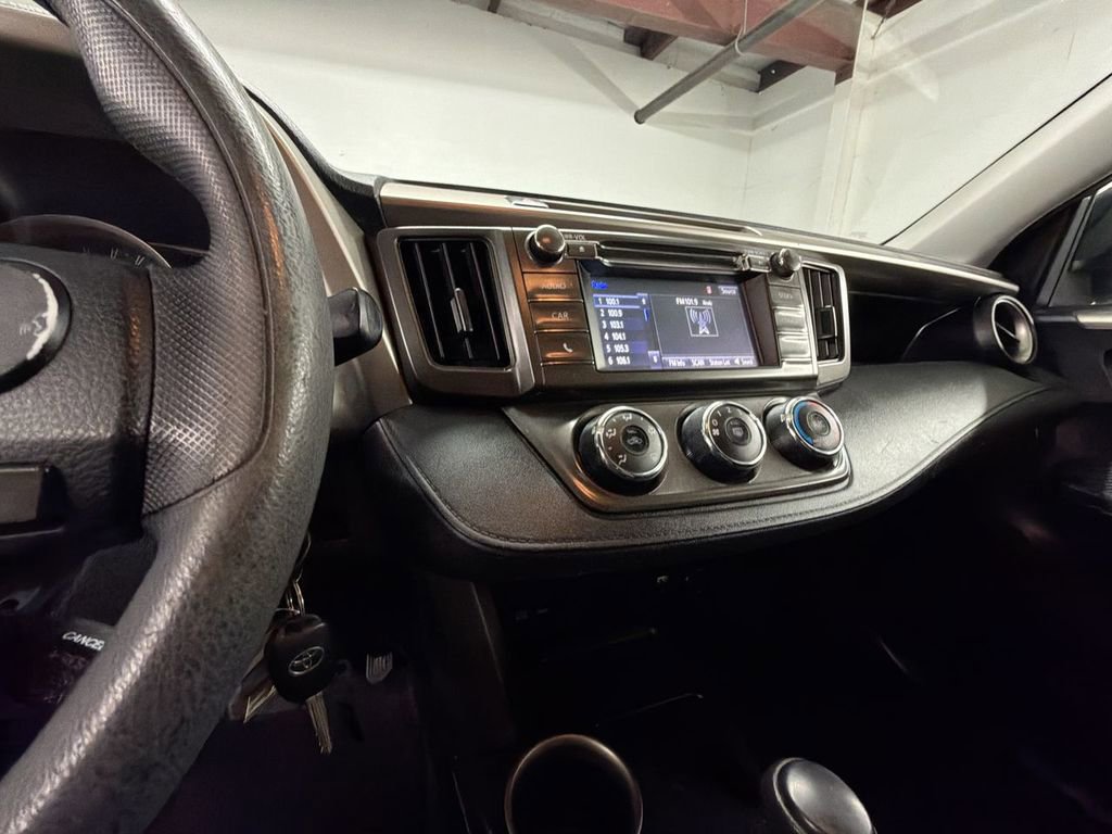 Used 2015 Toyota RAV4 LE image 16