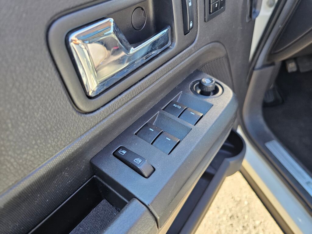 Used 2008 Ford Edge Limited image 28