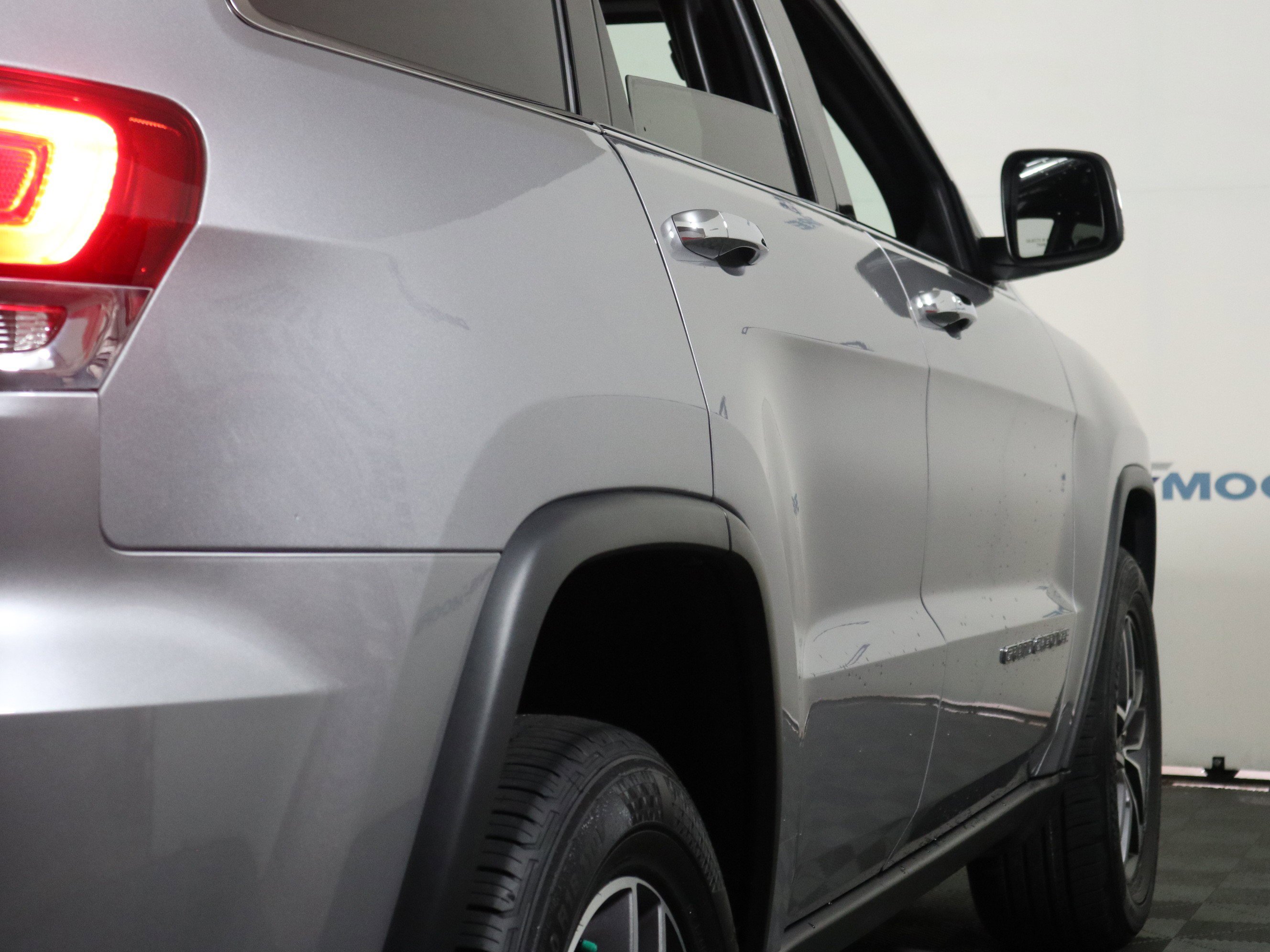 Used 2021 Jeep Grand Cherokee Limited w/ Luxury Group II image 5