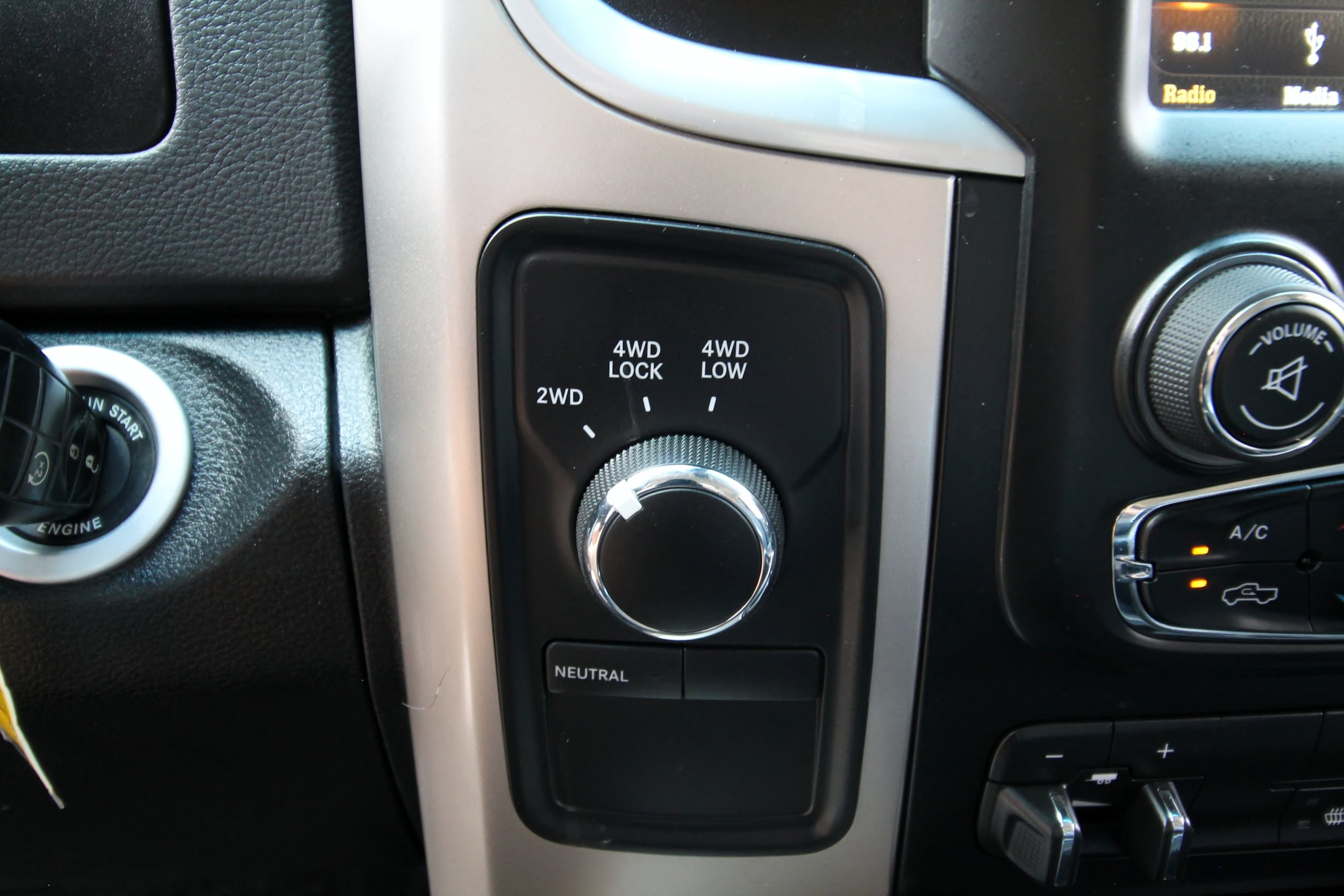 Used 2018 RAM 3500 Big Horn AWD/4WD image 32