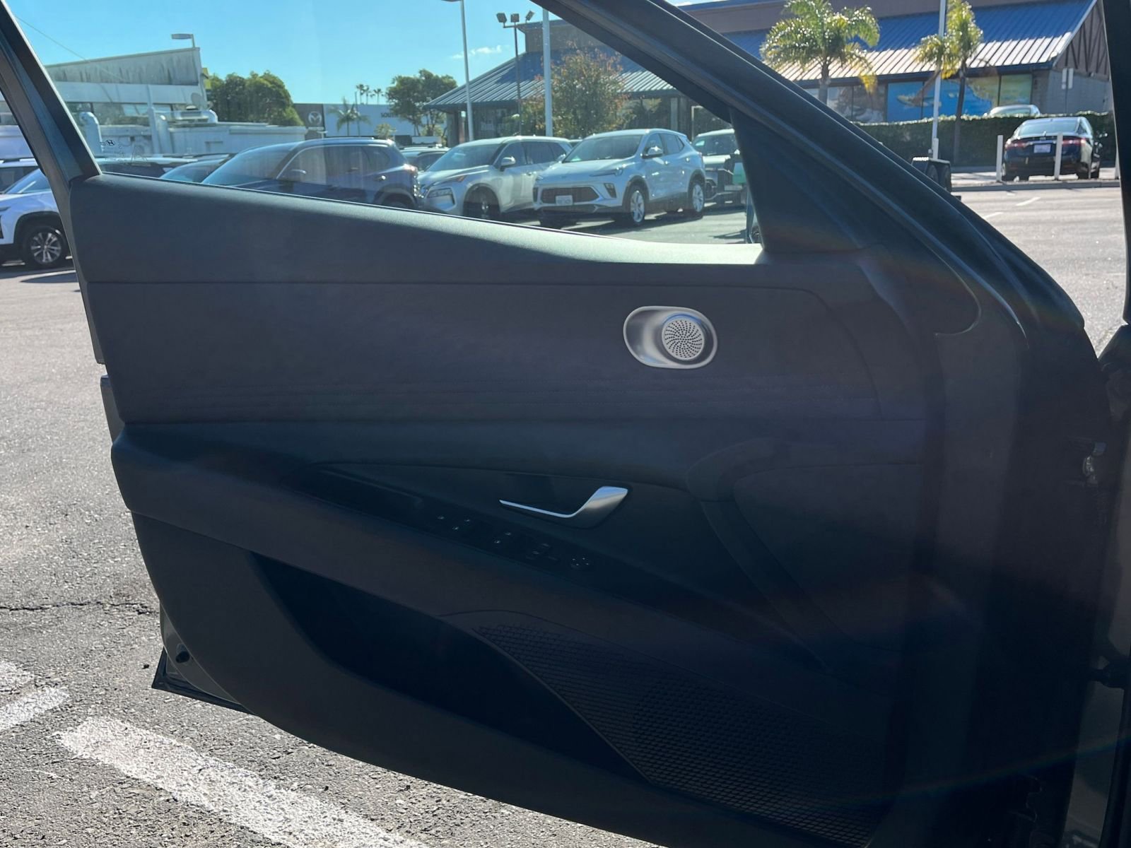 Used 2025 Hyundai Elantra SEL image 20