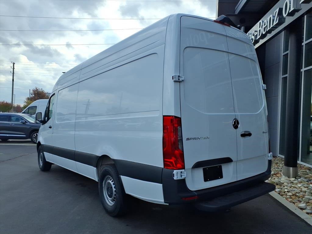 New 2026 Mercedes-Benz Sprinter 2500 image 4