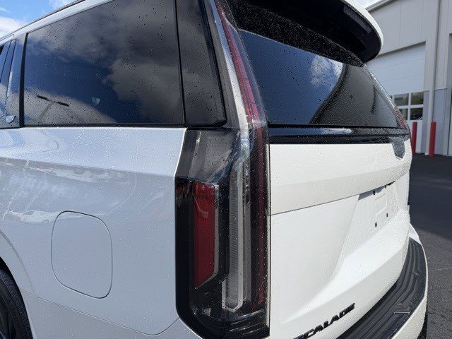 Used 2024 Cadillac Escalade V w/ LPO, Floor Liner Package image 4