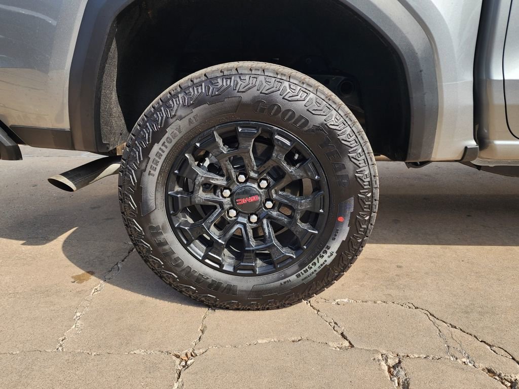 New 2026 GMC Canyon Elevation w/ Convenience Package RWD image 49