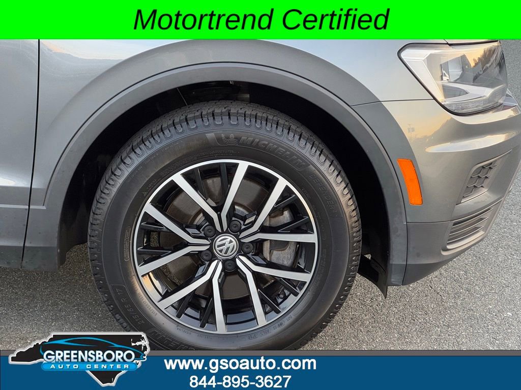 Used 2021 Volkswagen Tiguan SE w/ Panoramic Sunroof Package image 38