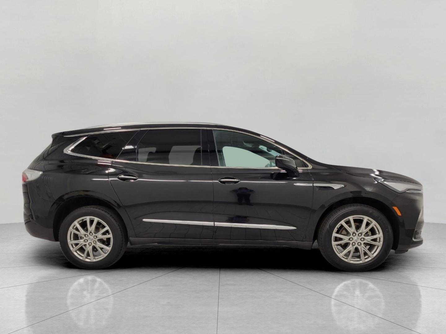 Used 2023 Buick Enclave Essence w/ Experience Buick Package AWD/4WD image 12