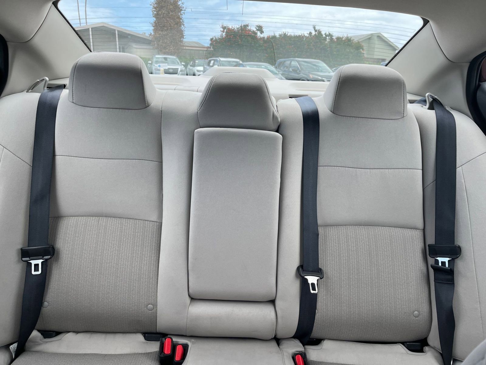 Used 2025 Nissan Altima 2.5 SV FWD image 39