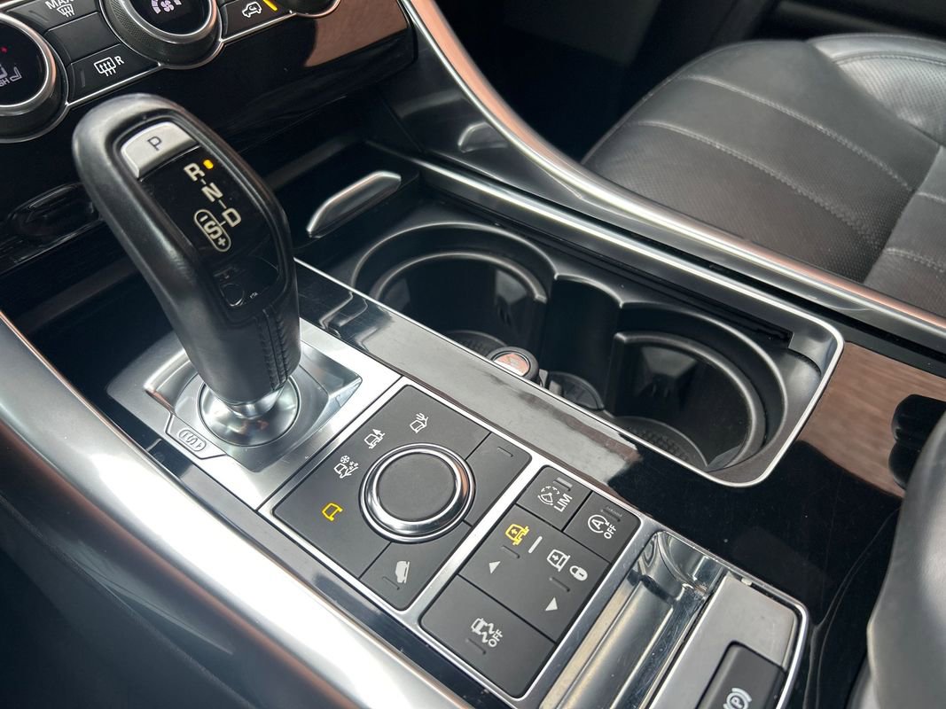 Used 2017 Land Rover Range Rover Sport HSE image 11