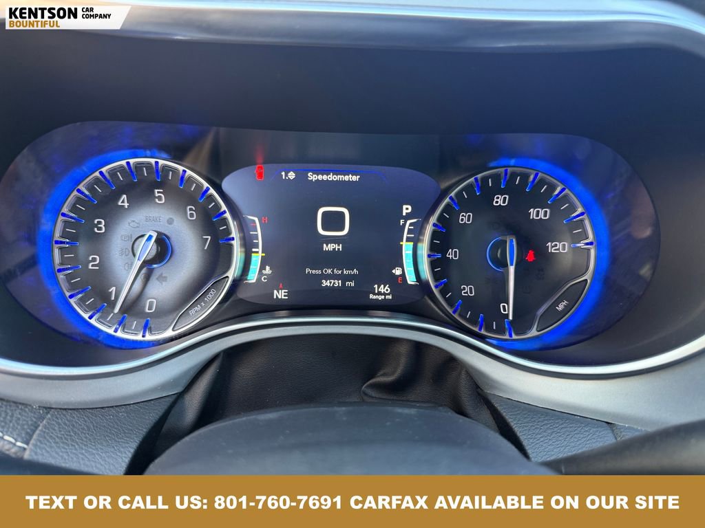 Used 2025 Chrysler Pacifica Limited image 15