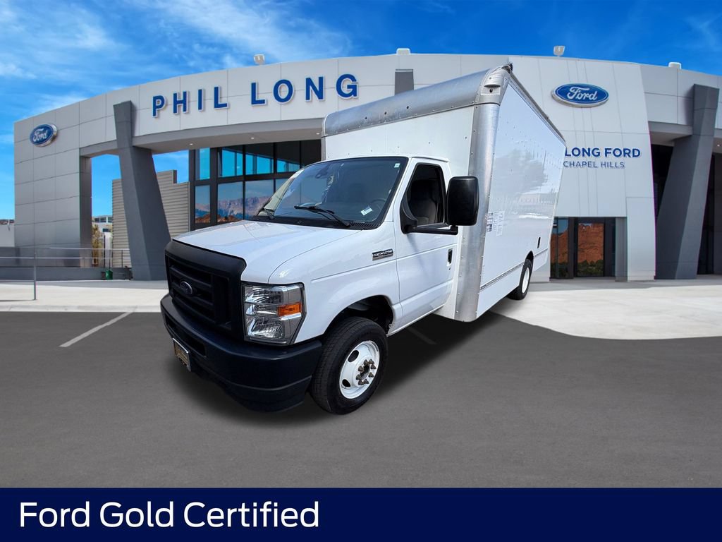 Used 2023 Ford E-450 and Econoline 450 Super Duty w/ Driver's Safety Package RWD image 1