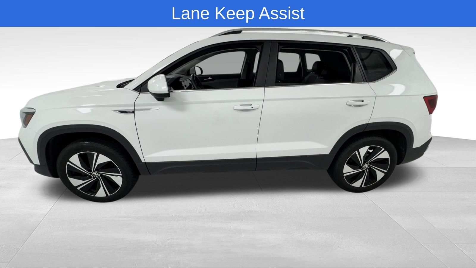 Used 2023 Volkswagen Taos SE AWD/4WD image 5