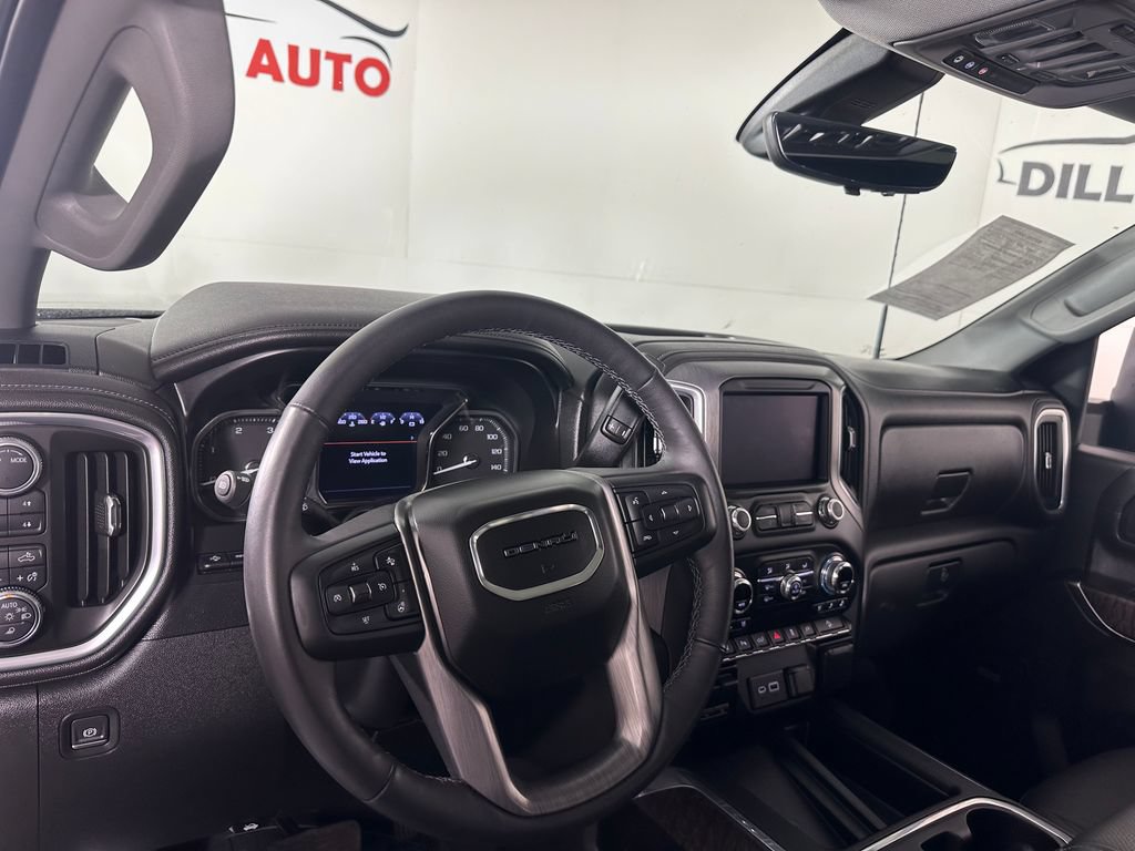 Used 2020 GMC Sierra 2500 Denali w/ Denali Ultimate Package AWD/4WD image 16