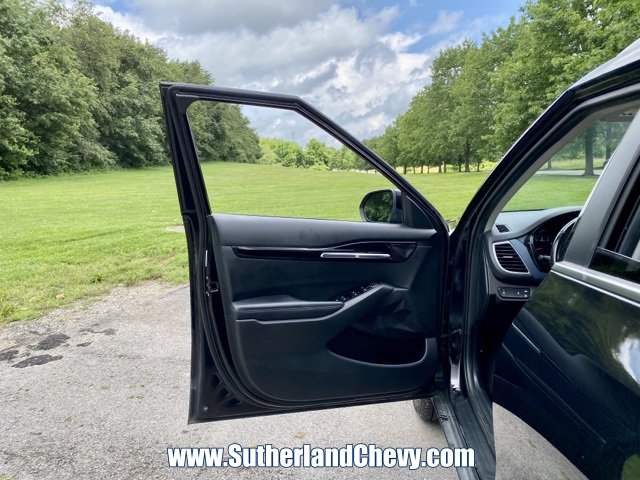 Used 2023 Kia Seltos S w/ Navigation Package image 13