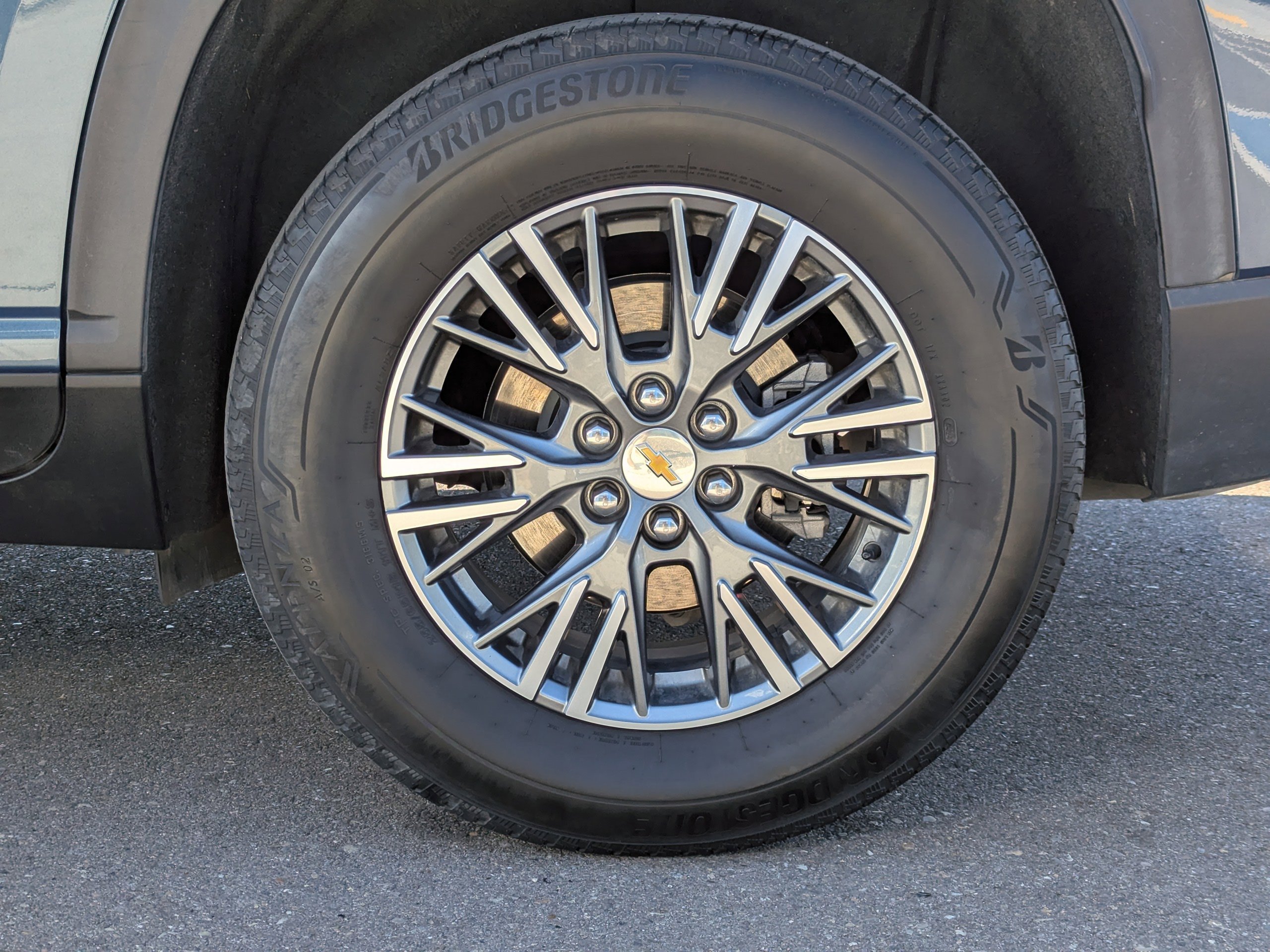 Certified 2025 Chevrolet Traverse LT AWD/4WD image 54
