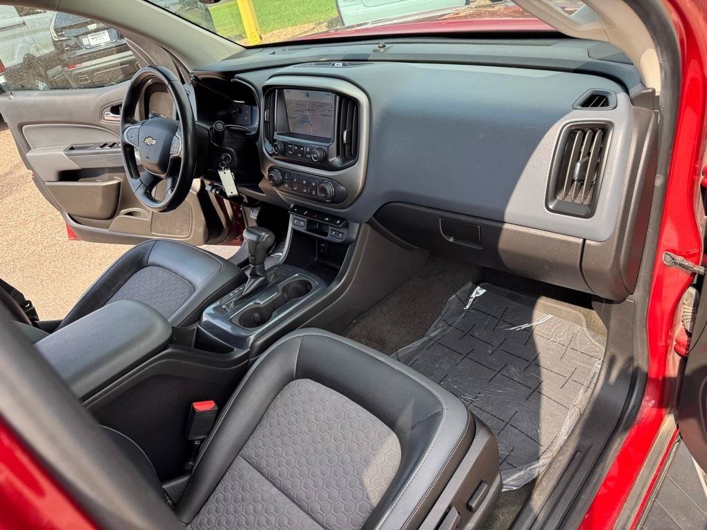 Used 2015 Chevrolet Colorado Z71 AWD/4WD image 28